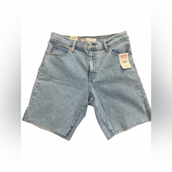 Levi's Denim - Signature Levi Strauss 9 High Rise Jean Shorts Size 10/ Waist 30